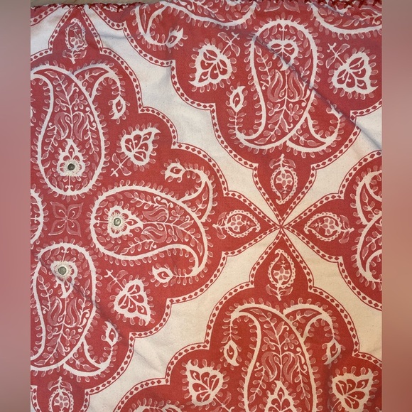 Pottery Barn Medallion Embroidered/Embellished Pillow Cover Coral 24 Inch - Picture 3 of 9